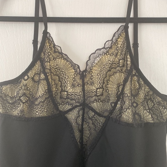 Plus Size Lace bodysuit with adjustable straps Size 4XL - Picture 11 of 14